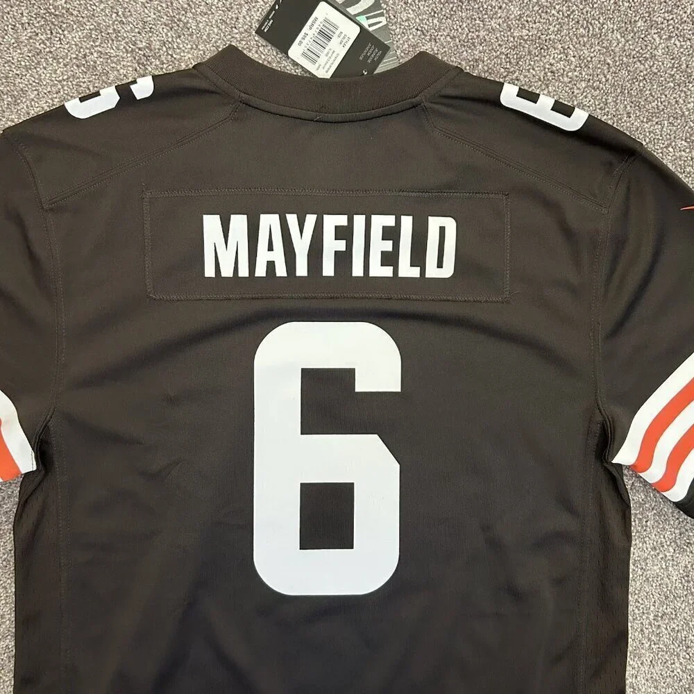 Nike Cleveland Browns NFL Mayfield #6 Football Jersey Youth Size XL - NWT $85